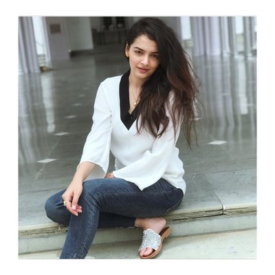Huzane Mewawala 8