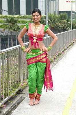 Sayali Bhagat 6