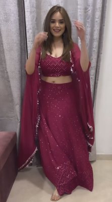 Simran Dhanwani 3
